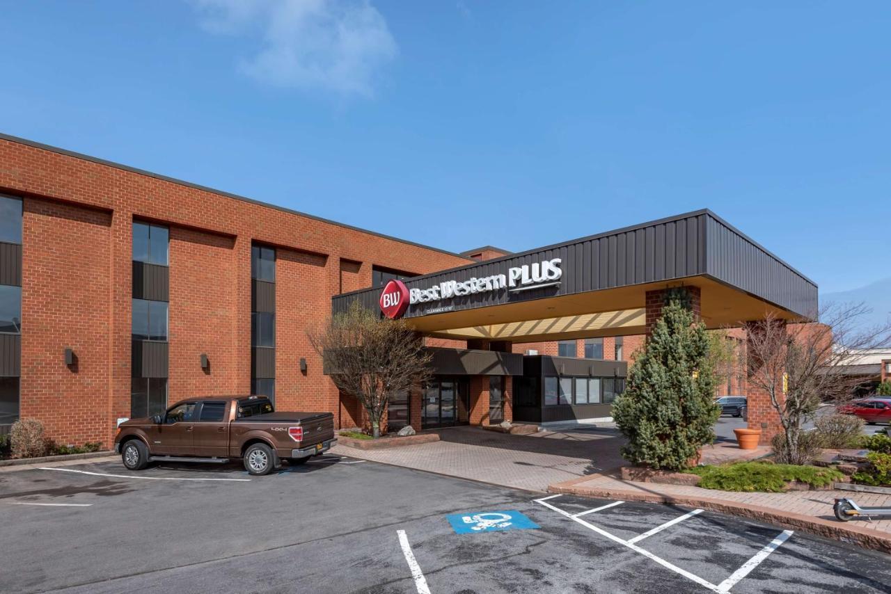 Best Western Plus Oswego Hotel And Conference Center Экстерьер фото