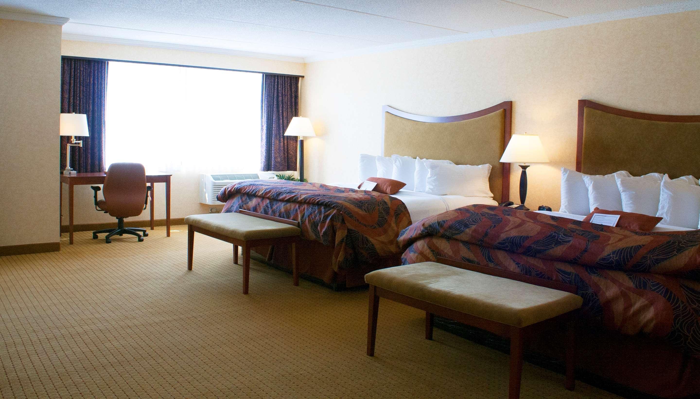 Best Western Plus Oswego Hotel And Conference Center Экстерьер фото
